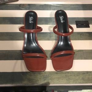 Reddish Brown Patent Square Toe Sandals